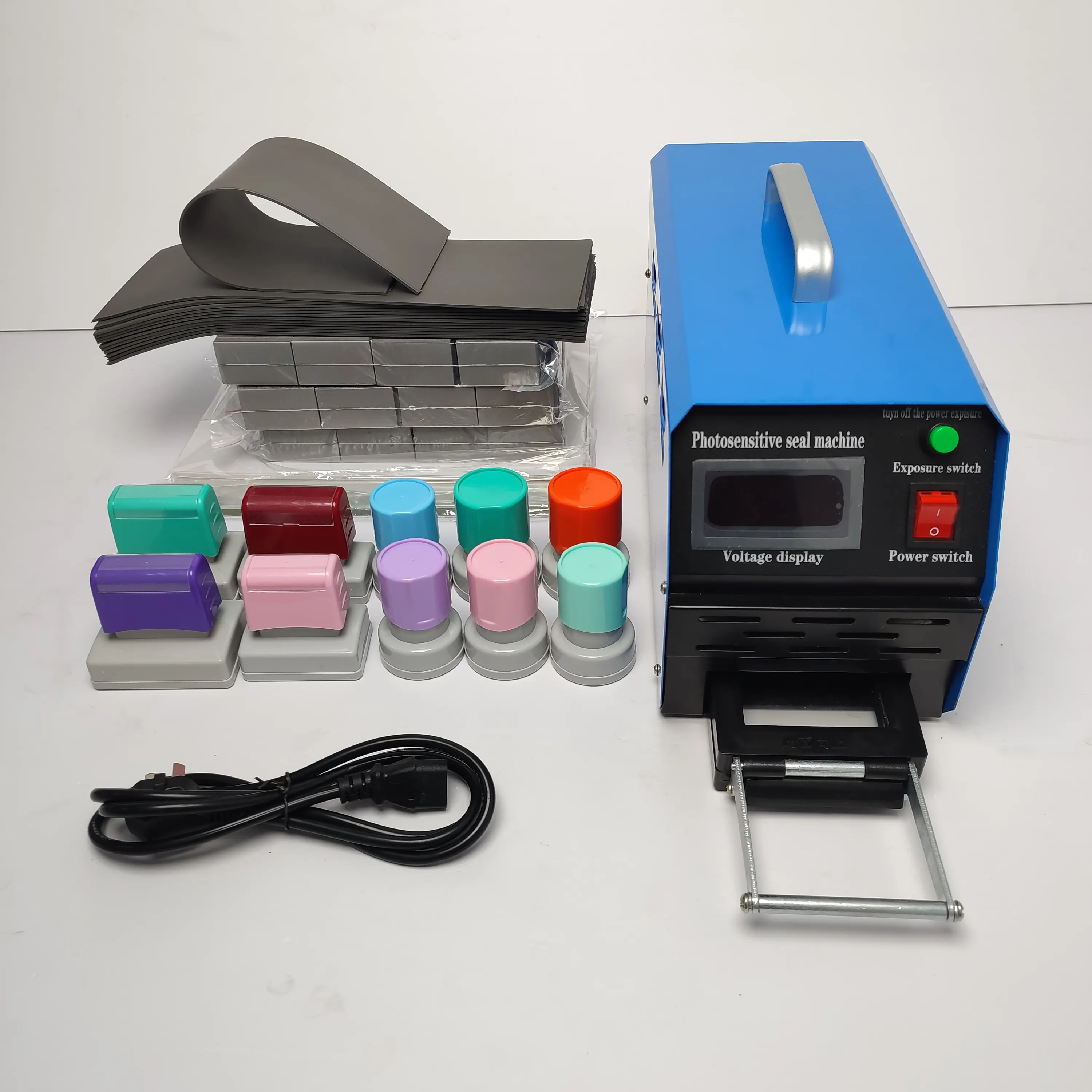 Máquina de sellos de flash fotosensible de goma completamente automática de 220V y 110V, máquinas de fabricación de sellos fotosensibles