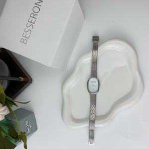 Reloj de Pulsera de Cuarzo para Mujer, Elegante, Dorado, 2025, Correa de Malla de Acero Inoxidable, Diseño Ovalado Simple y Moderno, Reloj de Lujo con Puntero - Product Image 6