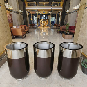 แจกันตั้งพื้นขนาดใหญ่สีทองหรูหราทันสมัยสำหรับตกแต่งบ้าน กระถางดอกไม้ในร่ม กระถางต้นไม้โลหะสวยงามสำหรับกลางแจ้ง - Product Image 3