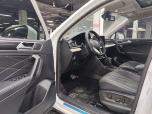 <span class=keywords><strong>Tiguan</strong></span> L SUV 2023, Poco Kilometraje, Usado, 2.0T, 4x4, Automático, Euro VI, 110 kW, 250 N.m, Neumáticos R18, 5 Puertas, 5 Plazas, 1-25000 Millas, 6.º Mes - Product Image 4