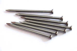 Fabricante chino Precio <span class=keywords><strong>barato</strong></span> Clavo simple para uso en madera Clavos de alambre comunes 20mm 30mm 40mm 50mm 60mm 25kg por cartón Clavos de hierro - Product Image 2