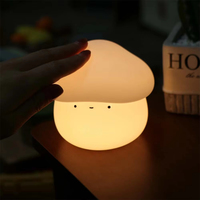 Lampe en silicone en forme de champignon avec visage souriant Kawaii, capteur tactile, intensité réglable, recharge USB, compagnon de sommeil pour tout-petits, lumière d'ambiance nocturne