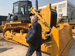 Matériel de terrassement d'occasion de haute qualité Shantui SD22, bulldozer d'occasion Shantui SD16 SD22 SD32 en stock à vendre - Product Image 4