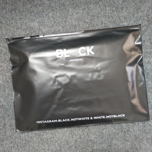 Sac à fermeture éclair écologique <span class=keywords><strong>noir</strong></span>, sacs en <span class=keywords><strong>plastique</strong></span> <span class=keywords><strong>noir</strong></span> givré pour vêtements, emballage personnalisé, nouvelle collection - Product Image 3