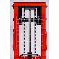 Gerbeur manuel auto-chargeur à succès avec hauteur de levage de 1,6 à 3 mètres