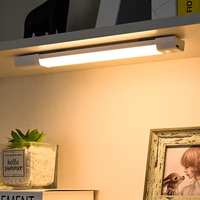 Lampe murale sans fil à détecteur de mouvement |   Applique murale sans fil rechargeable USB-C |   Lampe de nuit magnétique à coller pour les situations d'urgence et les couloirs
