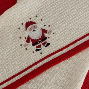 Serviette de cuisine brodée Père Noël, lot de 2 cadeaux de Noël, 40*60cm, mélange éponge et piqué double face doux et absorbant 420 GSM - Product Image 3