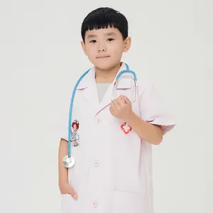 Trẻ Em Của Bác Sĩ Và Y Tá Ăn Mặc Đặt Màu Hồng Chà Đồng Phục Cho Các Thí Nghiệm Khoa Học Và Y Tế Đồ Chơi