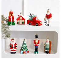 Kreatives Weihnachtsbaumschmuck-Set aus Kunstharz: Lustige Sport-Weihnachtsmänner und Lebkuchenmänner als Hängedekoration für Weihnachtsbaum, Feiertage, Partys und Zuhause