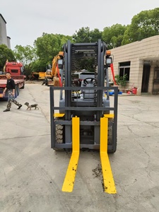 Peu d'heures de travail utilisées en bon état Chariot élévateur Komatsu FD30 Chariot élévateur à fourche de 3 tonnes d'occasion bon marché Machine Komatsu en Offre Spéciale - Product Image 5