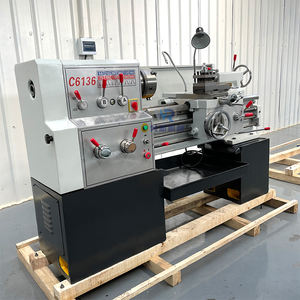Tornio Manuale di Precisione per Lavorazione Metalli C6136 con Distanza tra Punte 750mm - Product Image 2