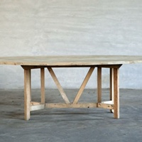Table ovale en pin recyclé de style ferme française