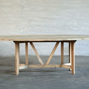 Table ovale en pin recyclé de style ferme française - Product Image 2