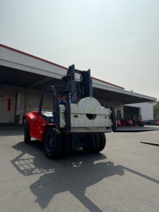 מלגזה מסתובבת 10 טון של Liandong ישירות מהמפעל, עם סיבוב 360 מעלות, לשימוש תעשייתי - Product Image 5