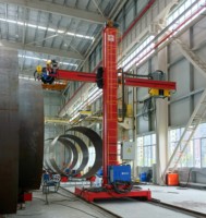 Machine de soudage automatique à colonne et à flèche BCZ avec bras robotisé de soudage SAW MIG MAG TIG pour le soudage de réservoirs, de cuves sous pression et de tuyaux