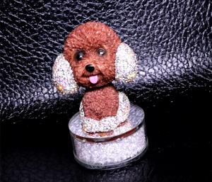 Adorno de coche con forma de perro con diamantes incrustados, figura de dibujos animados con cabeza oscilante, decoración de diamantes de imitación blancos y marrones, hecho en China, para regalos de coche - Product Image 4