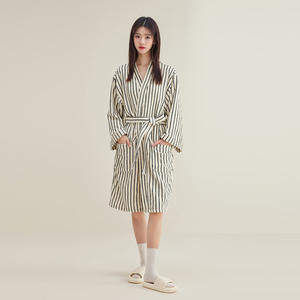 Albornoz de Algodón Puro a Rayas para Hombre, Invierno, Primavera, Otoño, Azul, Blanco, Negro, Amarillo, Cálido, Colección Otoño 2025 - Product Image 2