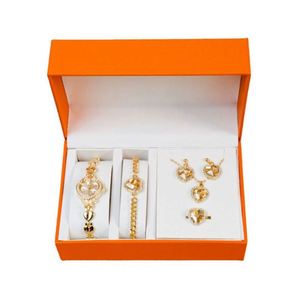 Ensemble de bijoux pour femmes, fait main, durable, cadeau de la Saint-Valentin avec bracelet, collier et bague en alliage PU, boîte en papier carrée - Product Image 6