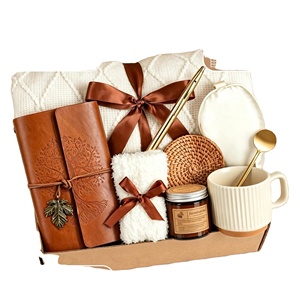 Paquete de Regalo de 7 Piezas con Diario de Cuero y Manta, Ideal para Cumpleaños, Recuperación de la Salud y Regalos Navideños - Product Image 3