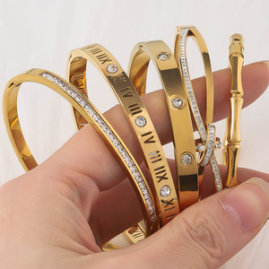 MW 도매 럭셔리 18K 금도금 스테인리스 스틸 팔찌: 크리스탈 라인스톤 여성용 팔찌 - Product Image 2