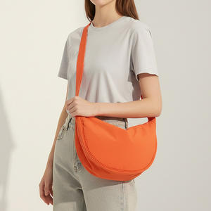 Bolso Bandolera de Nylon para Mujer Beilian, Forma de Dumpling, Cierre de Cremallera, Bolso de Pecho Portátil para Viajes, Color Sólido, Invierno 2025 - Product Image 5