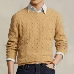 Pull tricoté vintage à capuche pour homme, style universitaire, décontracté et chaud, collection automne 2026, par un designer de luxe - Product Image 6