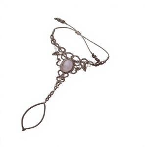 Collar Boho de Plata 925 con Colgante de Cuarzo Rosa y Diseño de Macramé para Mujer, Uso Diario, Patrón de Planta, Engaste de Bisel - Product Image 1