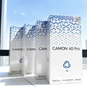 Teléfono Tecno Slim - Teléfono Android Camon 40 Pro - Product Image 1
