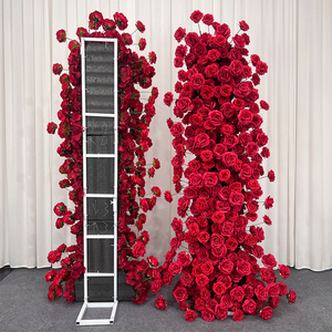 Arco Floral Moderno Hecho a Mano con Rosas Rojas Realistas de Seda Artificial para Decoración de Fondo en Bodas de Lujo y Eventos Escolares - Product Image 2