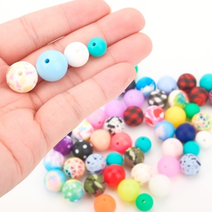 Cuentas de silicona sueltas personalizadas al por mayor, de grado alimenticio, blandas, con diseño de personaje Bluey, para hacer bolígrafos - Product Image 4