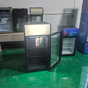 Refrigerador Pequeño de <span class=keywords><strong>80</strong></span> <span class=keywords><strong>Litros</strong></span>, Mini <span class=keywords><strong>Nevera</strong></span> Portátil para Hotel, Hogar y Automóvil - Product Image 1