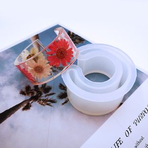 TIMESRUI Vente en gros – <span class=keywords><strong>Moule</strong></span> en <span class=keywords><strong>silicone</strong></span> de Fujian certifié CE, de haute qualité et écologique, pour la fabrication artisanale de <span class=keywords><strong>bijoux</strong></span> et bracelets en résine - Product Image 3