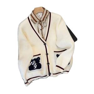 <span class=keywords><strong>Pull</strong></span> personnalisé style automne-<span class=keywords><strong>hiver</strong></span> pour <span class=keywords><strong>femme</strong></span>, col en V, motif ours de dessin animé, poche rayée, cardigan tricoté - Product Image 1