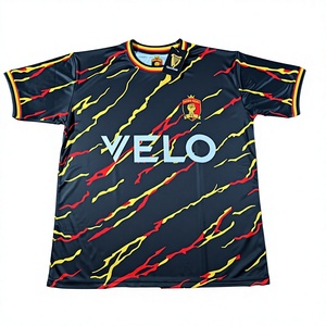 เสื้อฟุตบอลดาการ์ ฟอร์ซ ยูนิเซ็กซ์ พิมพ์ลายแบบซับลิเมชั่น แขนสั้น ระบายเหงื่อได้ดี ผลิตจากโพลีเอสเตอร์ สำหรับผู้ใหญ่ ทรงปกติ น้ำหนัก 220 กรัม ตัดเย็บแบบไร้ตะเข็บ - Product Image 1