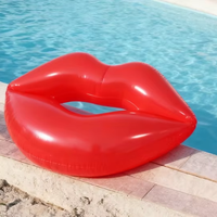 Lit de piscine gonflable en PVC durable pour femmes avec conception à lèvres et anneau flottant écologique pour la relaxation aquatique