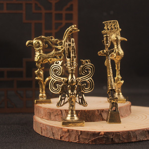 Adorno de Latón Sanxingdui, 4 Piezas, Decoración de Mesa para el Hogar, Forma de Animal, Diseño Tradicional - Product Image 3