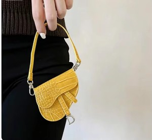 Mini bolso de sillín, monedero, estuche creativo para auriculares, llavero de moda para coche, estuche para auriculares con correa de reloj - Product Image 6