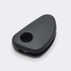 <span class=keywords><strong>Porte</strong></span>-clés en silicone noir mat de précision pour <span class=keywords><strong>Alfa</strong></span> <span class=keywords><strong>Romeo</strong></span> 147 156 166 GT, housse de <span class=keywords><strong>clé</strong></span> minimaliste, anti-rayures, antichoc - Product Image 3