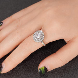 Anello con Diamante T0458, Taglio Brillante Rotondo, Diamante Naturale, Gioiello Classico da Donna per Fidanzamento - Product Image 3