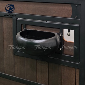 Buiten aluminium paardenvoederbak met draaimechanisme, weerbestendig, voor weide en stalvoeding - Product Image 4