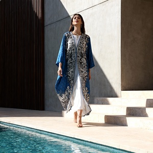 Abaya en polyester avec strass thermocollants personnalisés de qualité supérieure pour femmes musulmanes, robe de fête islamique élégante et luxueuse - Product Image 3