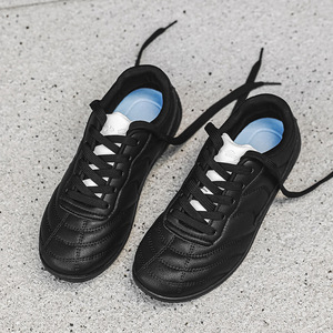 Chaussures de cyclisme pour femmes 2026 en cuir, style couple, à tige basse, semelle rigide fine, pour sports de plein air et course - Product Image 3