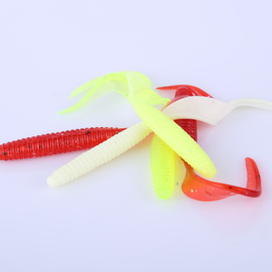 Señuelo de pesca de cola de hoz, suave, de silicona, rojo brillante, de 10 cm, para agua dulce, paquete de 6 - Product Image 4