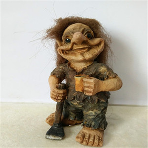 ตุ๊กตาคนแก่ชาวนอร์เวย์โบราณถือไม้เท้า - Product Image 3