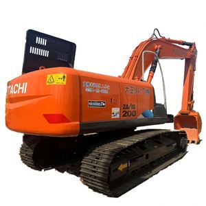 Excavadora de cadenas usada Hitachi ZX200 de 20 toneladas con certificación CE EMC, alta potencia de excavación, bomba hidráulica Shimadzu y motor con engranajes. - Product Image 1