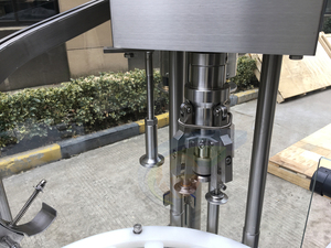 CX-GFT Automatic Olive <b>Oil</b> Round Bottle Liquid Filling <b>Machine</b> High Accuracy - Product Image 2