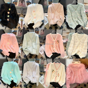 <span class=keywords><strong>Cardigan</strong></span> <span class=keywords><strong>oversize</strong></span> a maniche lunghe maglione invernale con scollo a V in lana lavorato a maglia da <span class=keywords><strong>donna</strong></span> - Product Image 4