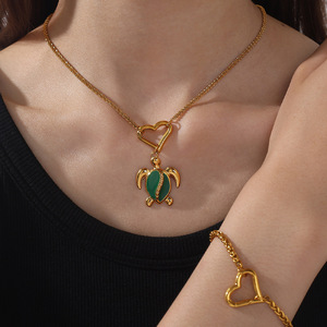 Collar con cadena y hebilla en forma de corazón para mujer, chapado en oro de 18k, aleación de zinc, regalo de joyería - Product Image 4