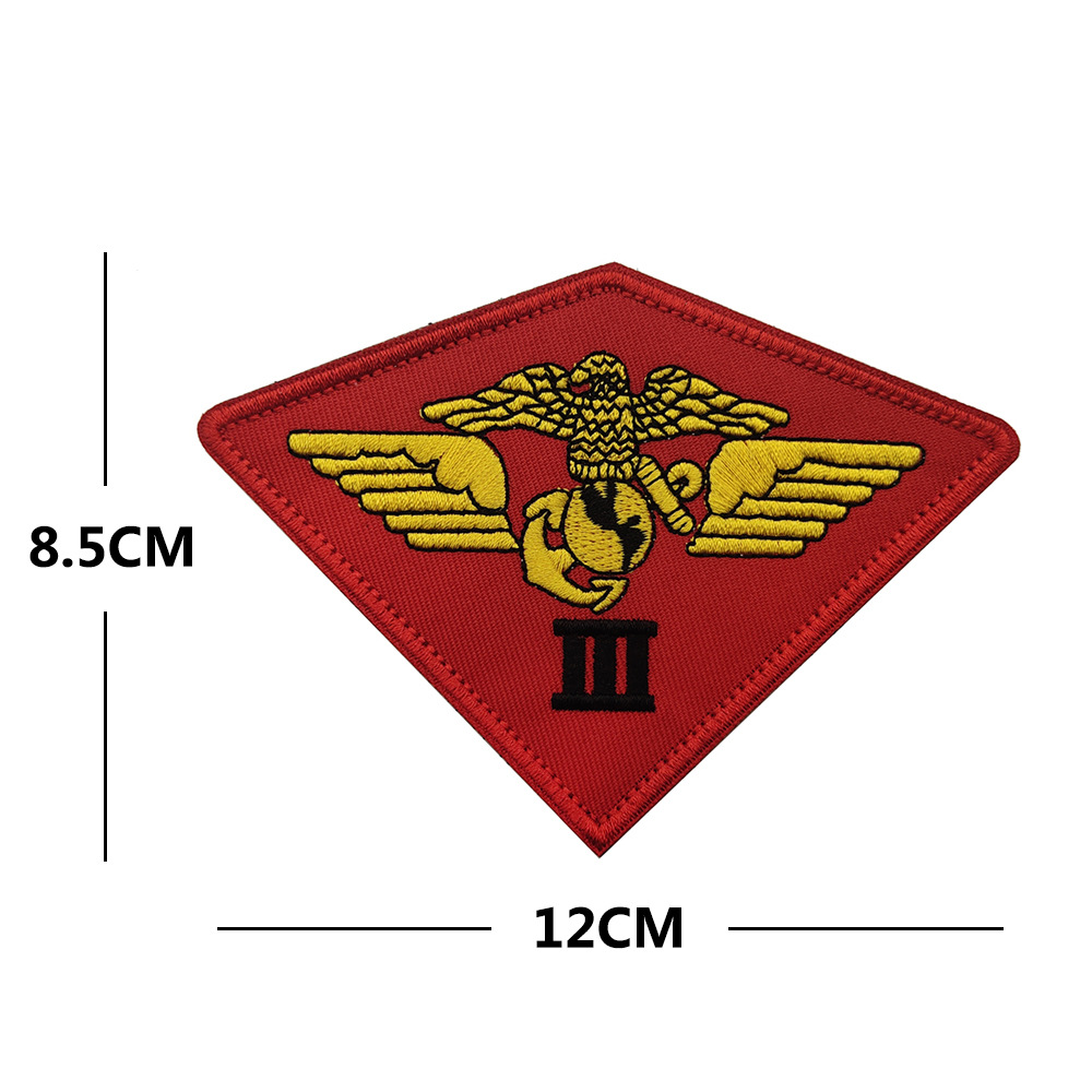 V01342-5 Sello de águila en tela roja