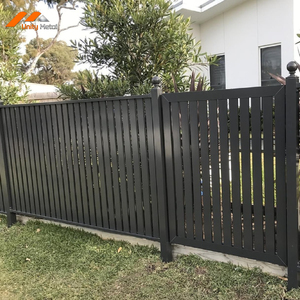 Système de panneaux de clôture modulaires en aluminium 6ft 8ft à lattes verticales et horizontales, couleur personnalisée, OEM pour projets de construction - Product Image 2